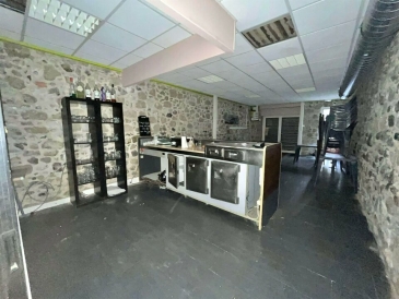 Photo 1 – vente Locaux commerciaux	CONTES (06390)