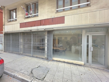 Photo 1 – location Locaux commerciaux	NICE (06300)