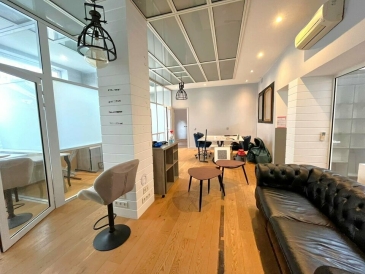 Photo 1 – location Locaux commerciaux	ANTIBES (06160)