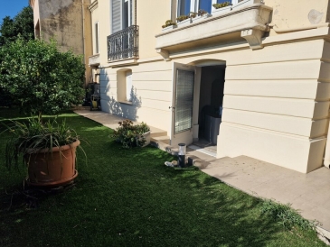 Photo 1 – location bureaux	CAGNES SUR MER (06800)