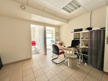 Photo 1 – location bureaux	CAGNES SUR MER (06800)