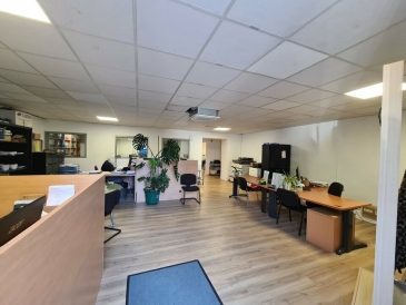 Photo 1 – location bureaux	CAGNES SUR MER (06800)