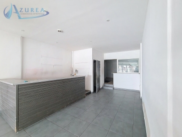 Photo 1 – location Locaux commerciaux	VILLENEUVE LOUBET (06270)