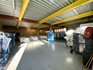 Photo 1 – location Entrepôts / activités	CARROS (06510)