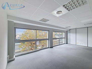 Photo 1 – location bureaux	SAINT LAURENT DU VAR (06700)
