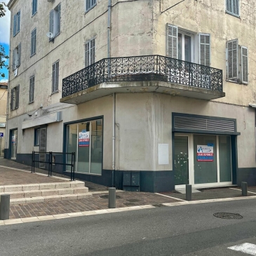 Photo 1 – location Locaux commerciaux	VALLAURIS (06220)