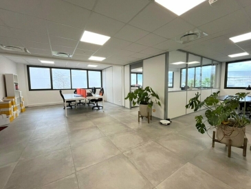 Photo 1 – location bureaux	FREJUS (83600)