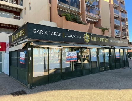 Photo 1 – location Locaux commerciaux	FREJUS (83600)