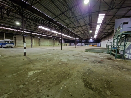 Photo 1 – location Entrepôts / activités	LA TRINITE (06340)