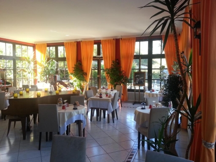 Photo 1 – location Locaux commerciaux	MENTON (06500)
