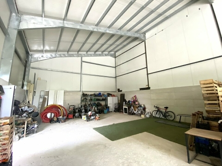 Photo 1 – location Entrepôts / activités	Mandelieu-la-Napoule (06210)