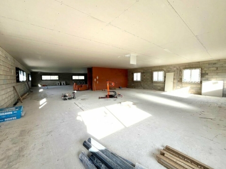 Photo 3 – location Locaux commerciaux	TOURRETTES (83440)