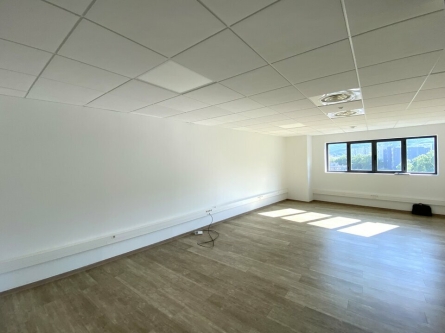 Photo 2 – location bureaux	NICE (06300)