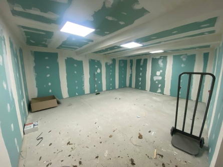 Photo 3 – location Entrepôts / activités	CANNES (06400)