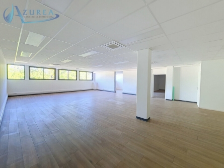 Photo 1 – location bureaux	BIOT (06410)