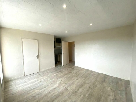 Photo 2 – location bureaux	GRASSE (06130)