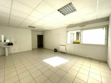 Photo 1 – location bureaux	CAGNES SUR MER (06800)