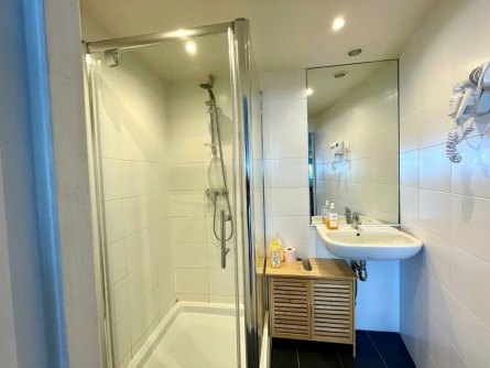 Photo 5 – location Locaux commerciaux	VILLENEUVE LOUBET (06270)