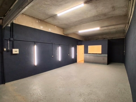 Photo 1 – location Entrepôts / activités	MOUGINS (06250)