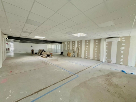 Photo 3 – location bureaux	MONTAUROUX (83440)