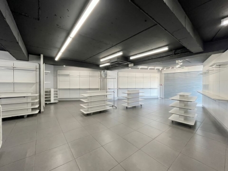 Photo 2 – location Locaux commerciaux	VILLENEUVE LOUBET (06270)