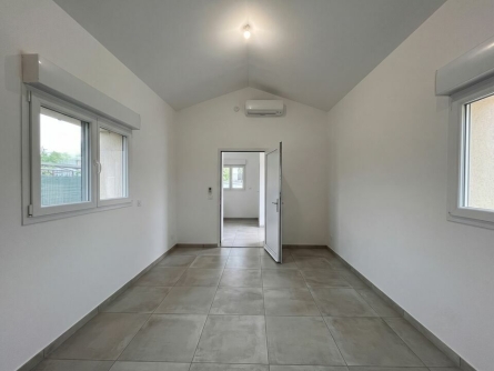 Photo 1 – location bureaux	DRAGUIGNAN (83300)