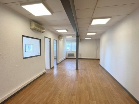 Photo 1 – location bureaux	PUGET SUR ARGENS (83480)