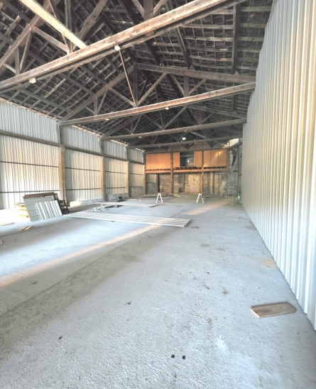 Photo 3 – location Entrepôts / activités	CARROS (06510)