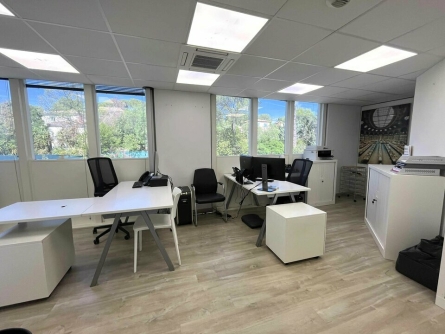 Photo 4 – location bureaux	SAINT RAPHAEL (83700)