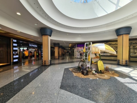 Photo 3 – location Locaux commerciaux	NICE (06300)