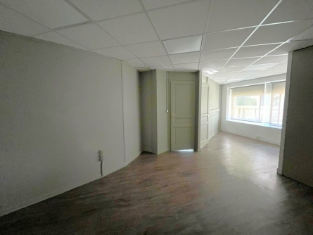 Photo 5 – vente Locaux commerciaux	SAINT RAPHAEL (83700)