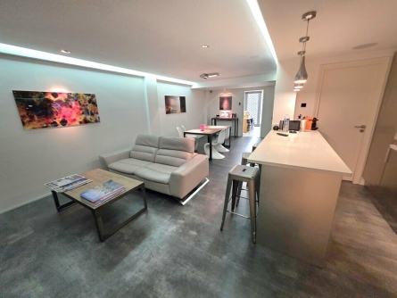 Photo 6 – location Entrepôts / activités	SAINT LAURENT DU VAR (06700)