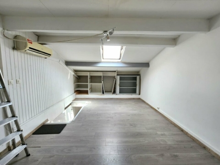 Photo 4 – location Entrepôts / activités	PUGET SUR ARGENS (83480)