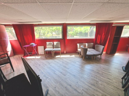 Photo 2 – location bureaux	VALLAURIS (06220)