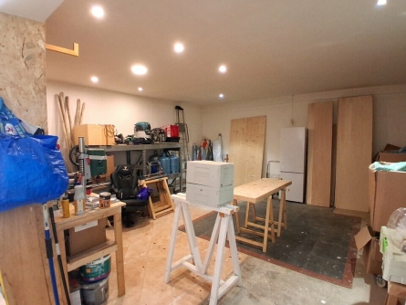 Photo 7 – location Entrepôts / activités	CASTAGNIERS (06670)
