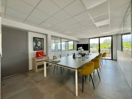 Photo 2 – location bureaux	FREJUS (83600)