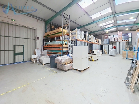 Photo 2 – location Entrepôts / activités	SAINT-JEANNET (06640)