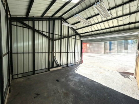 Photo 2 – location Entrepôts / activités	CAGNES SUR MER (06800)