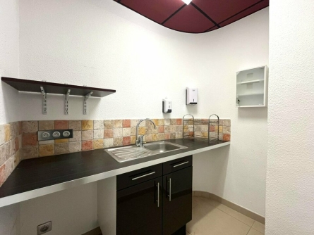 Photo 4 – vente Locaux commerciaux	LE LUC (83340)