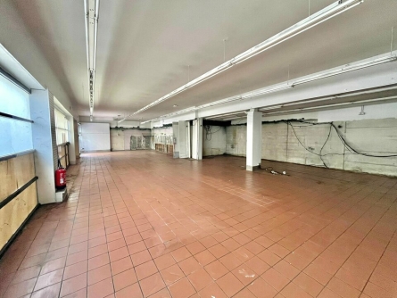 Photo 1 – location Locaux commerciaux	GRASSE (06130)