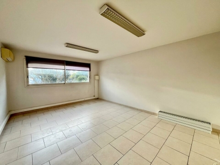 Photo 1 – location bureaux	MOUANS SARTOUX (06370)