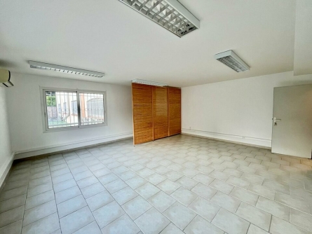 Photo 2 – location bureaux	MOUANS SARTOUX (06370)