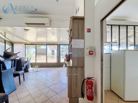Photo 2 – location Locaux commerciaux	FREJUS (83600)