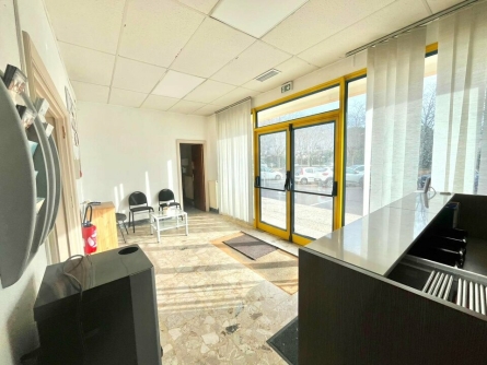 Photo 6 – vente bureaux	FREJUS (83600)