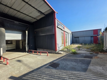 Photo 2 – location Entrepôts / activités	CARROS (06510)