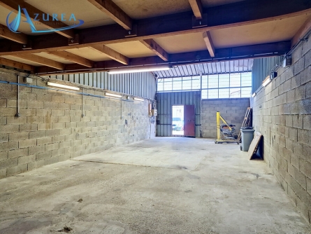 Photo 2 – location Entrepôts / activités	ANTIBES (06600)