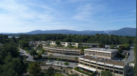 Photo 1 – location Entrepôts / activités	VALBONNE (06560)