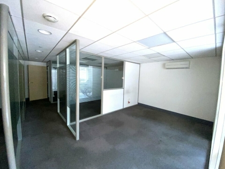 Photo 3 – location Locaux commerciaux	ANTIBES (06600)