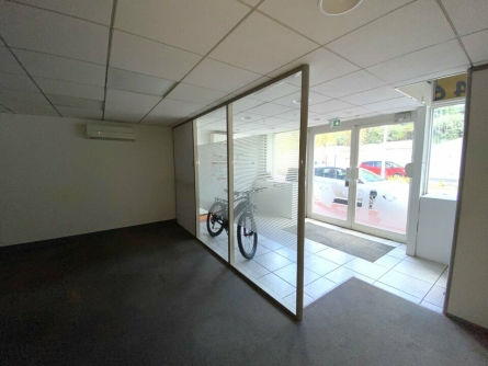 Photo 1 – location Locaux commerciaux	ANTIBES (06600)