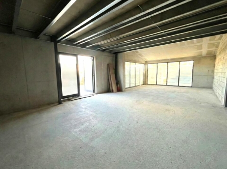 Photo 2 – location Locaux commerciaux	VIDAUBAN (83550)